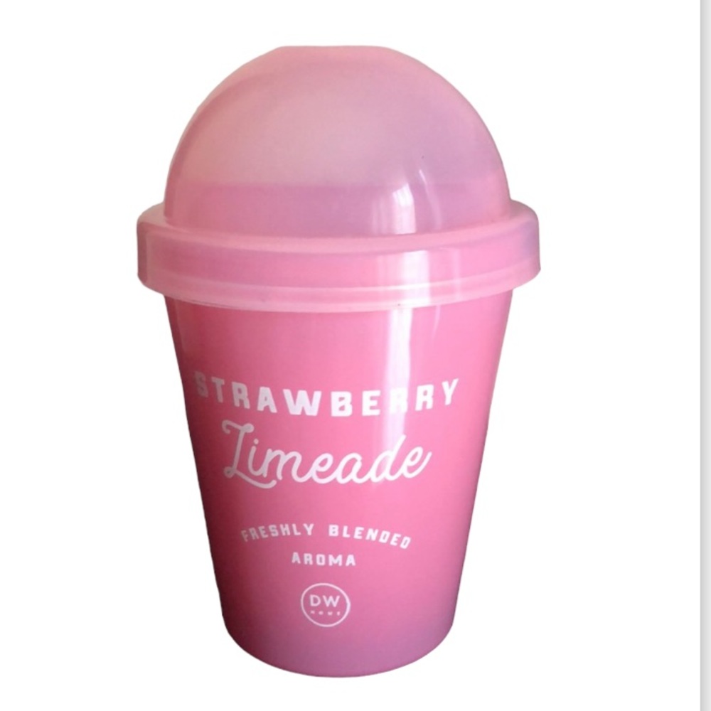 DW Home STRAWBERRY LIMEADE candle